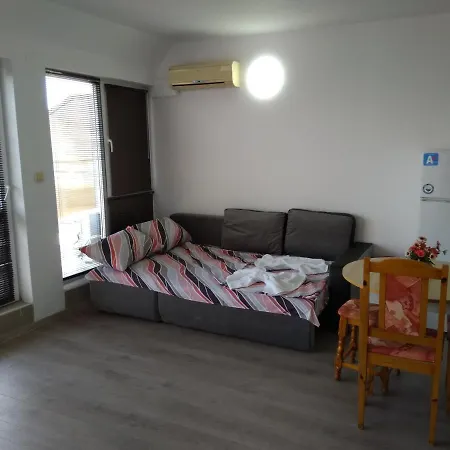 Apartment Sunny House Byala *