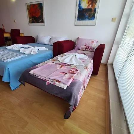 Sunny House Byala Апартаменты Бяла